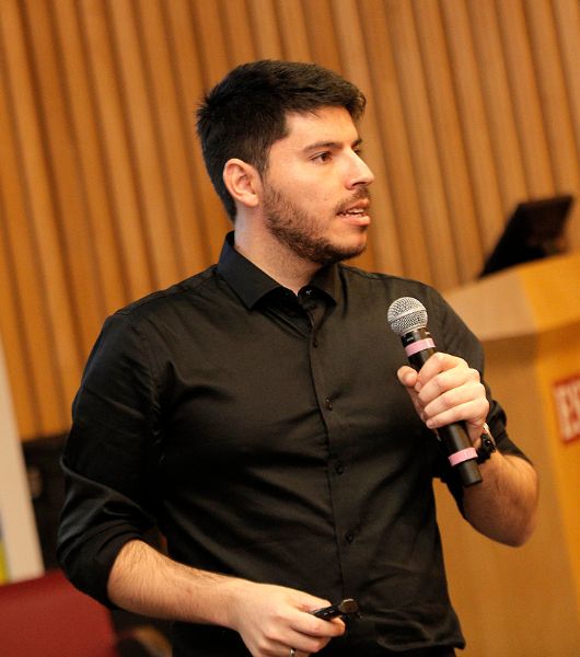 Rodrigo Bueno — CEO & Fundador CommitAI